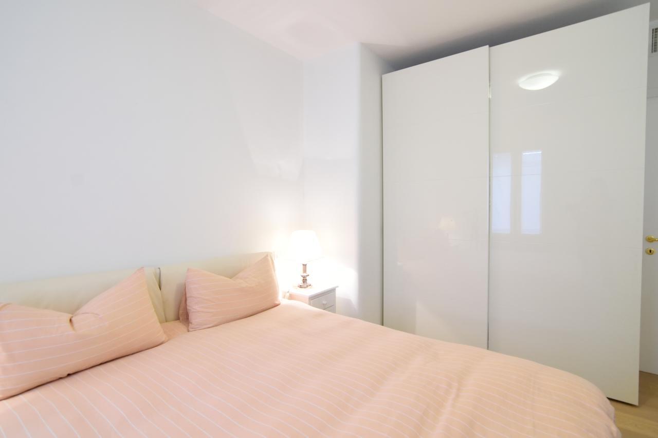 Al Campanile Apartment Venesia Bagian luar foto