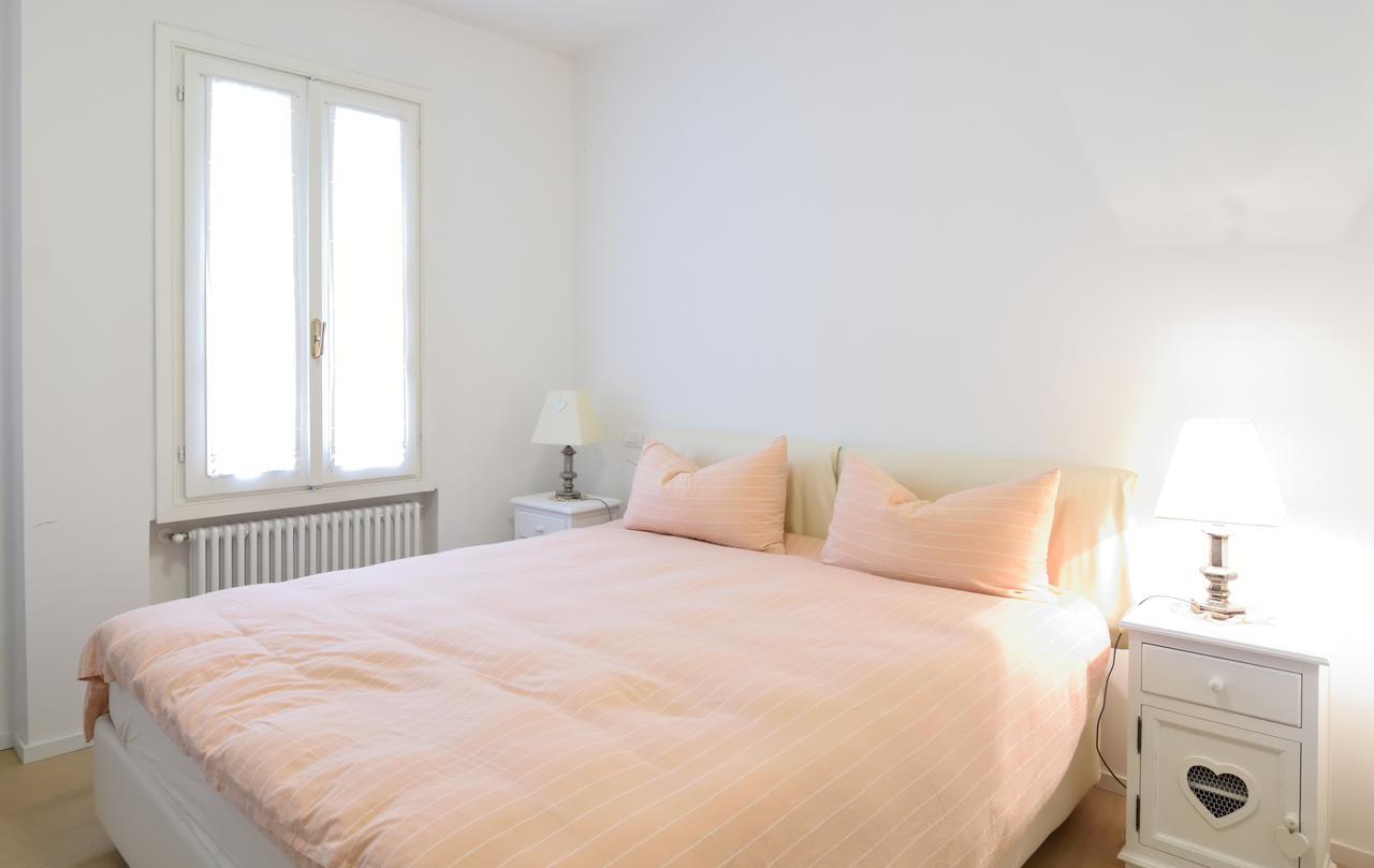 Al Campanile Apartment Venesia Bagian luar foto
